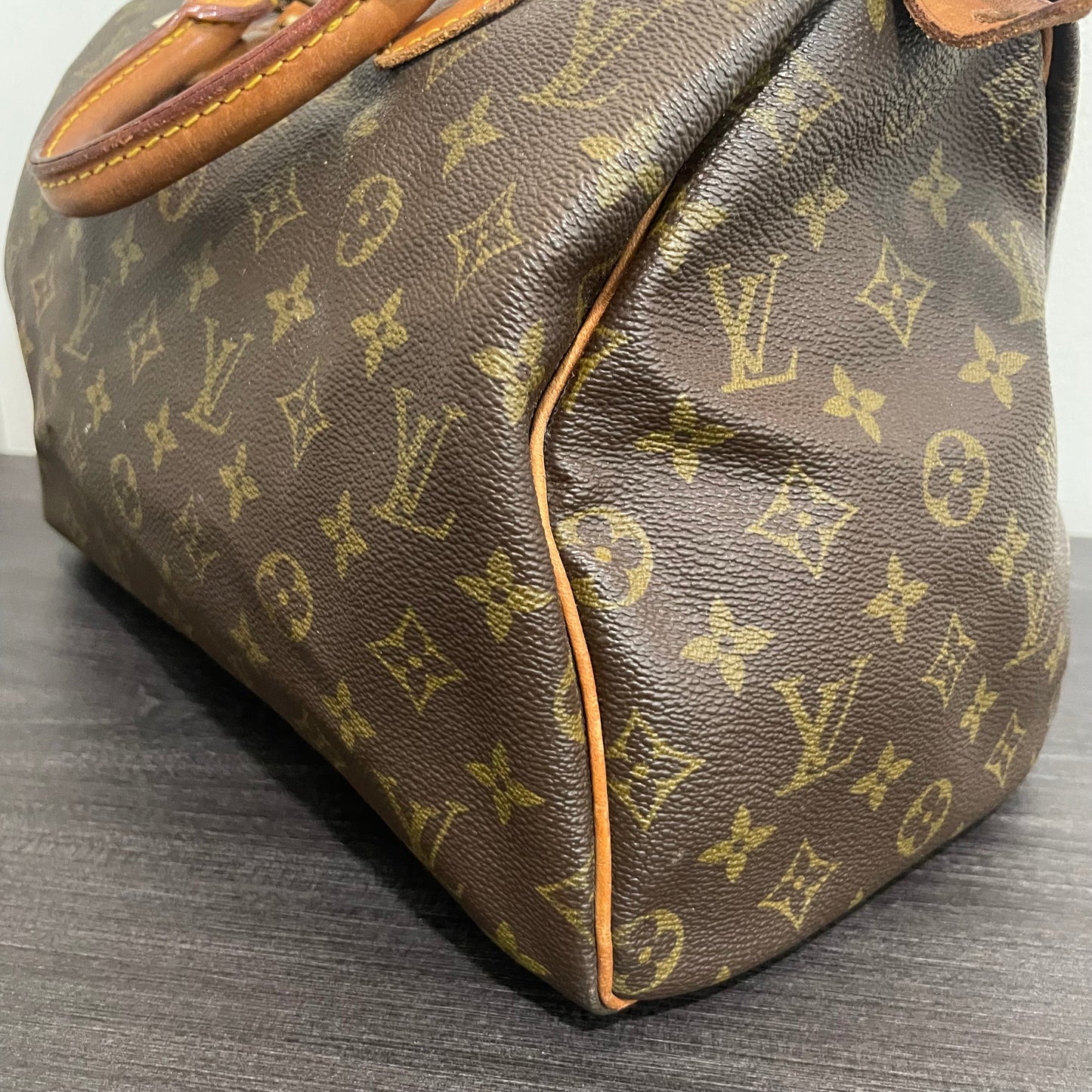 SOLD! Louis Vuitton Monogram Speedy 30 with Lock & Key