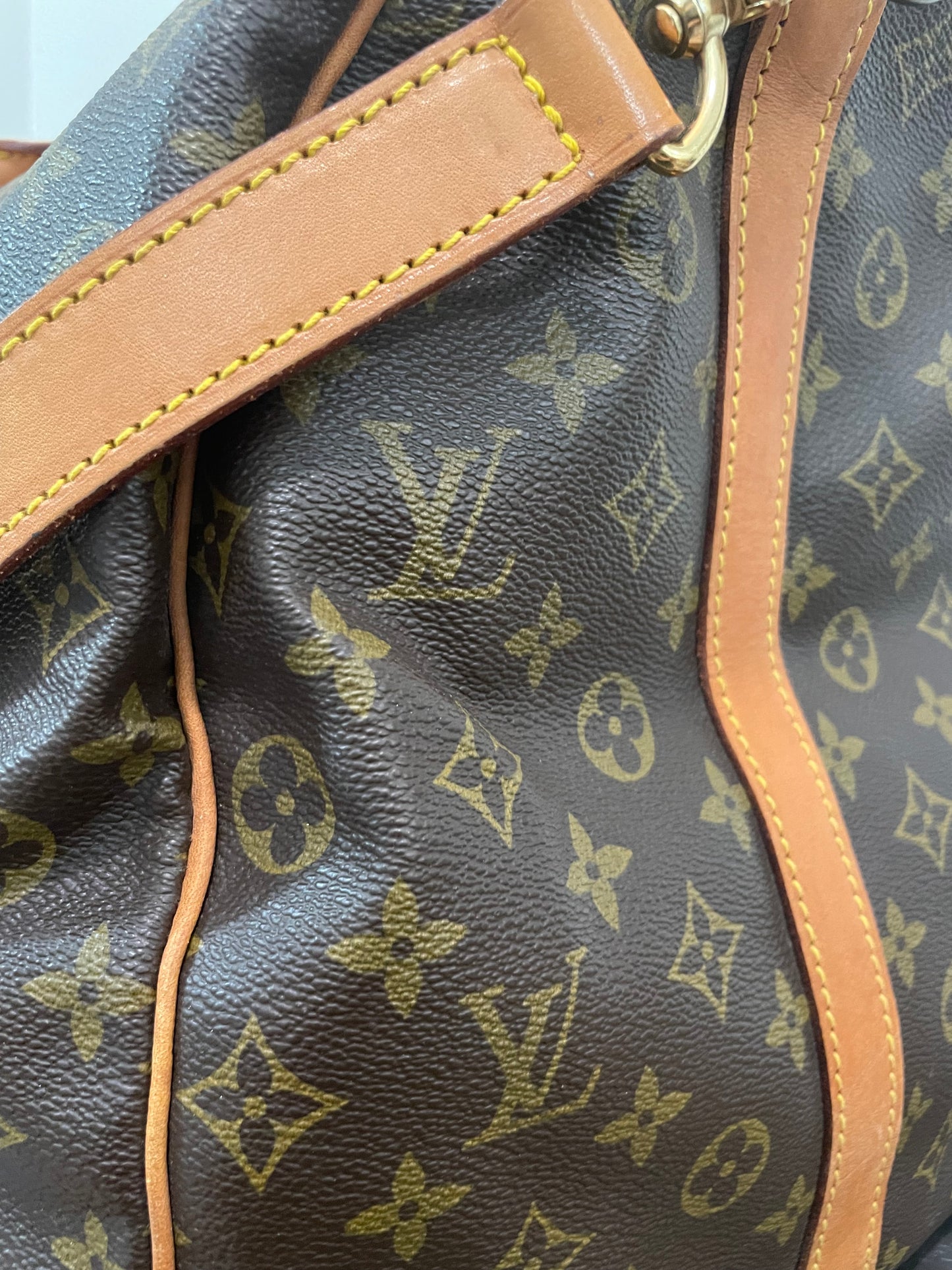 SOLD! Louis Vuitton Monogram Keepall Bandoulière 60