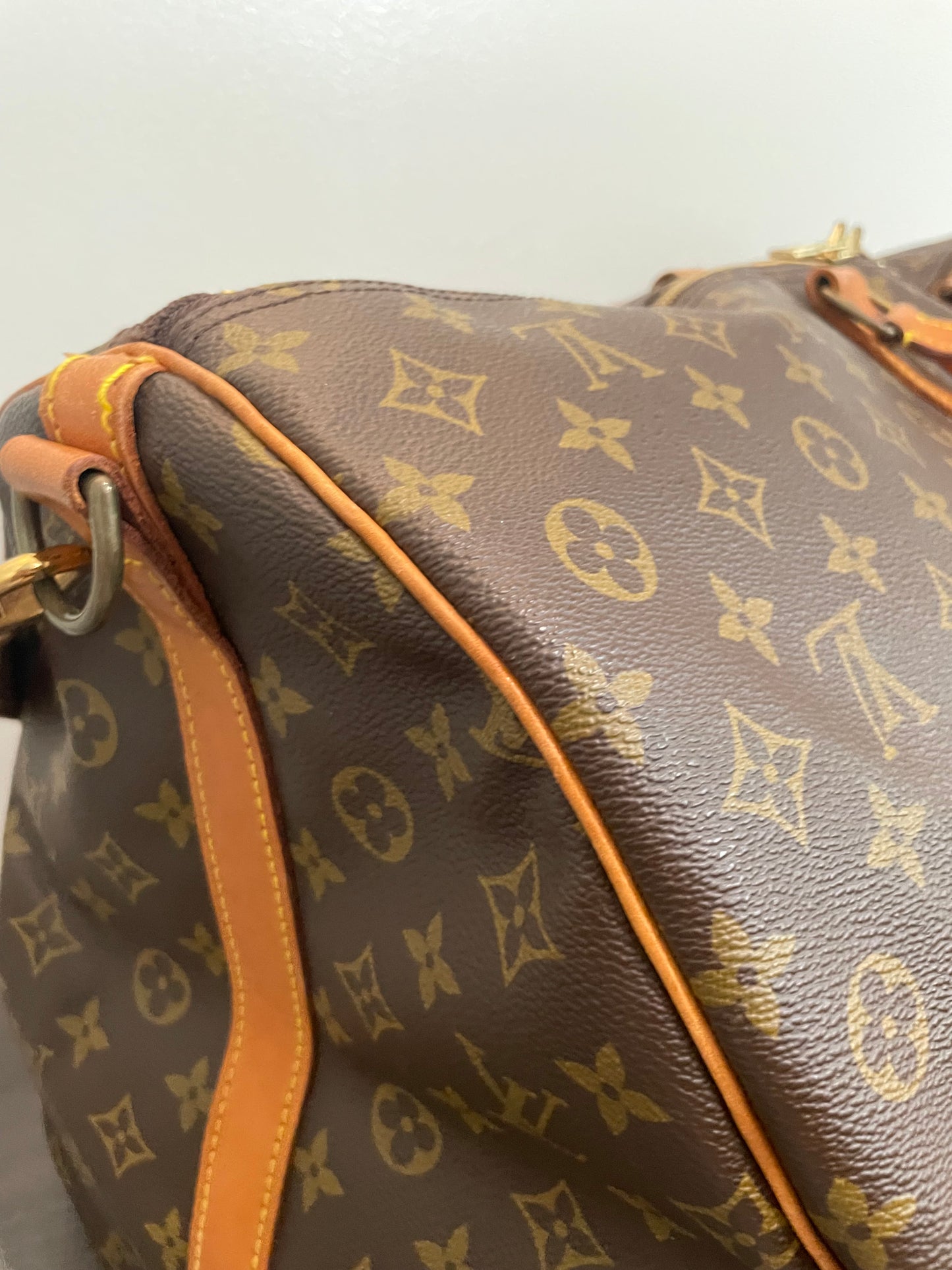 SOLD! Louis Vuitton Monogram Keepall Bandoulière 60