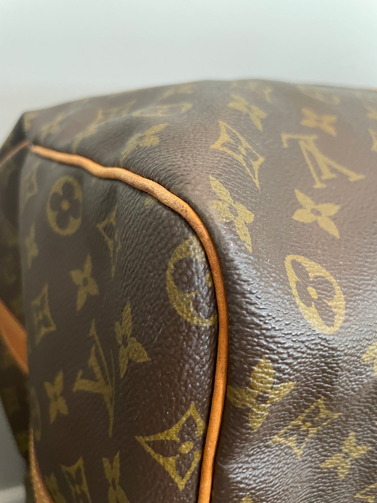 SOLD! Louis Vuitton Monogram Keepall Bandoulière 60