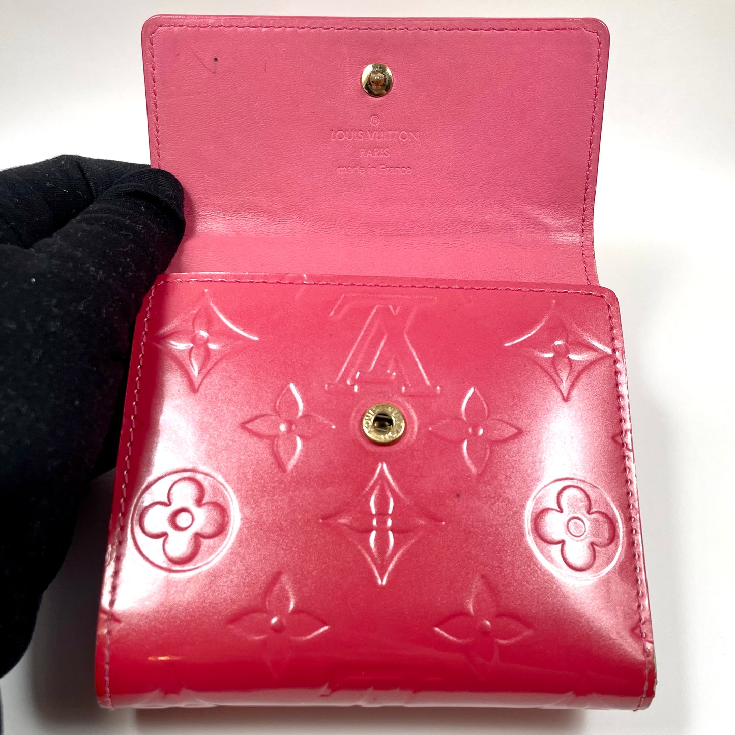 LOUIS VUITTON Coral Monogram Vernis Leather Compact Wallet