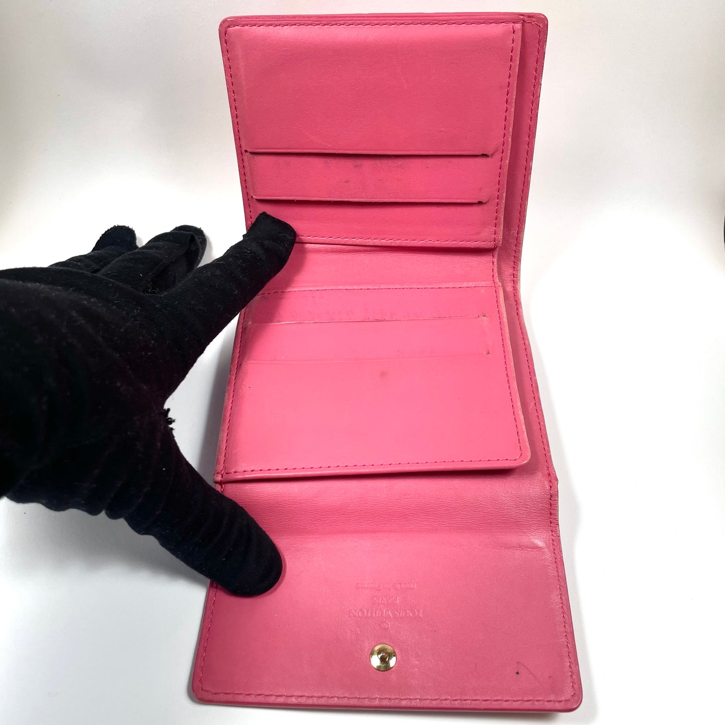 LOUIS VUITTON Coral Monogram Vernis Leather Compact Wallet