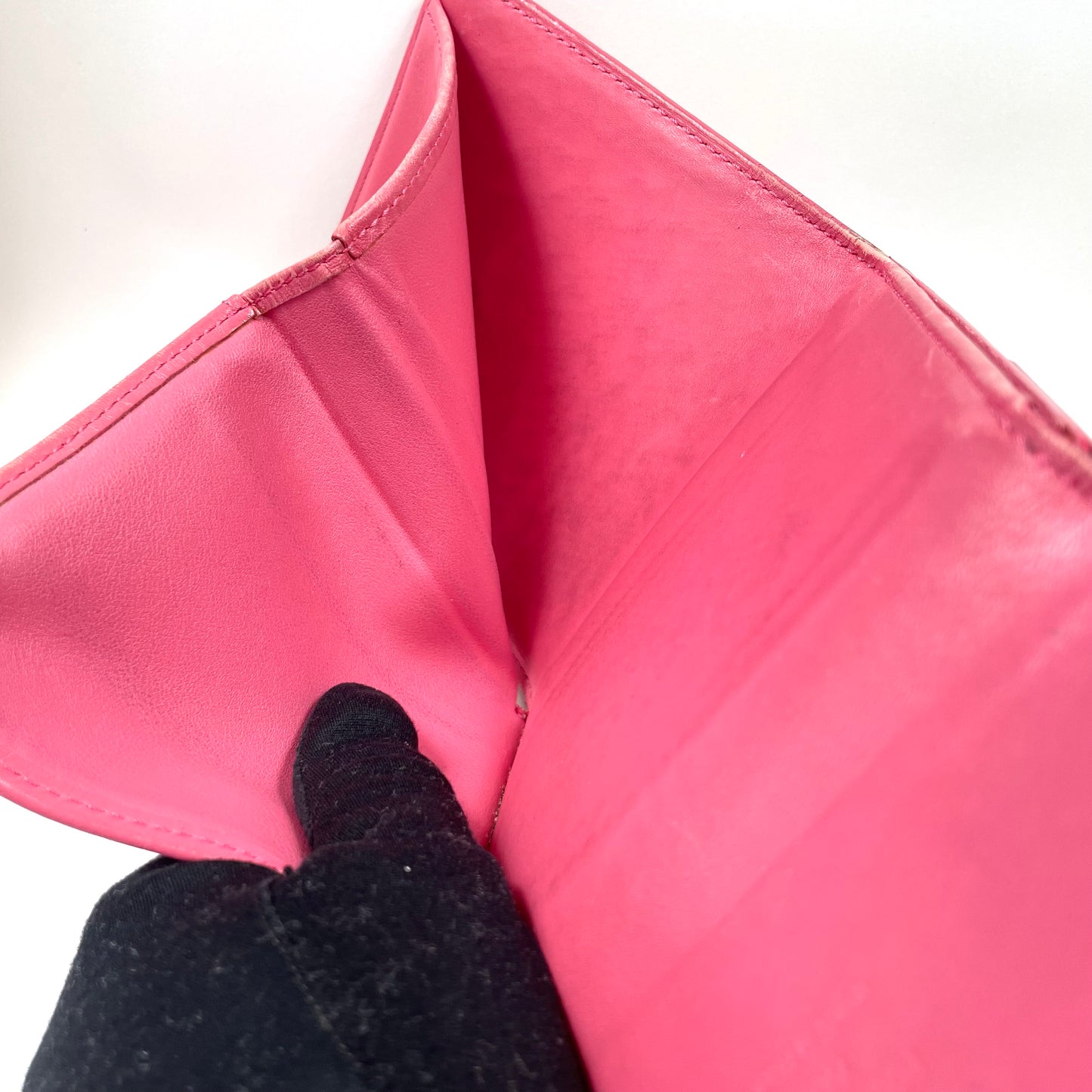 LOUIS VUITTON Coral Monogram Vernis Leather Compact Wallet