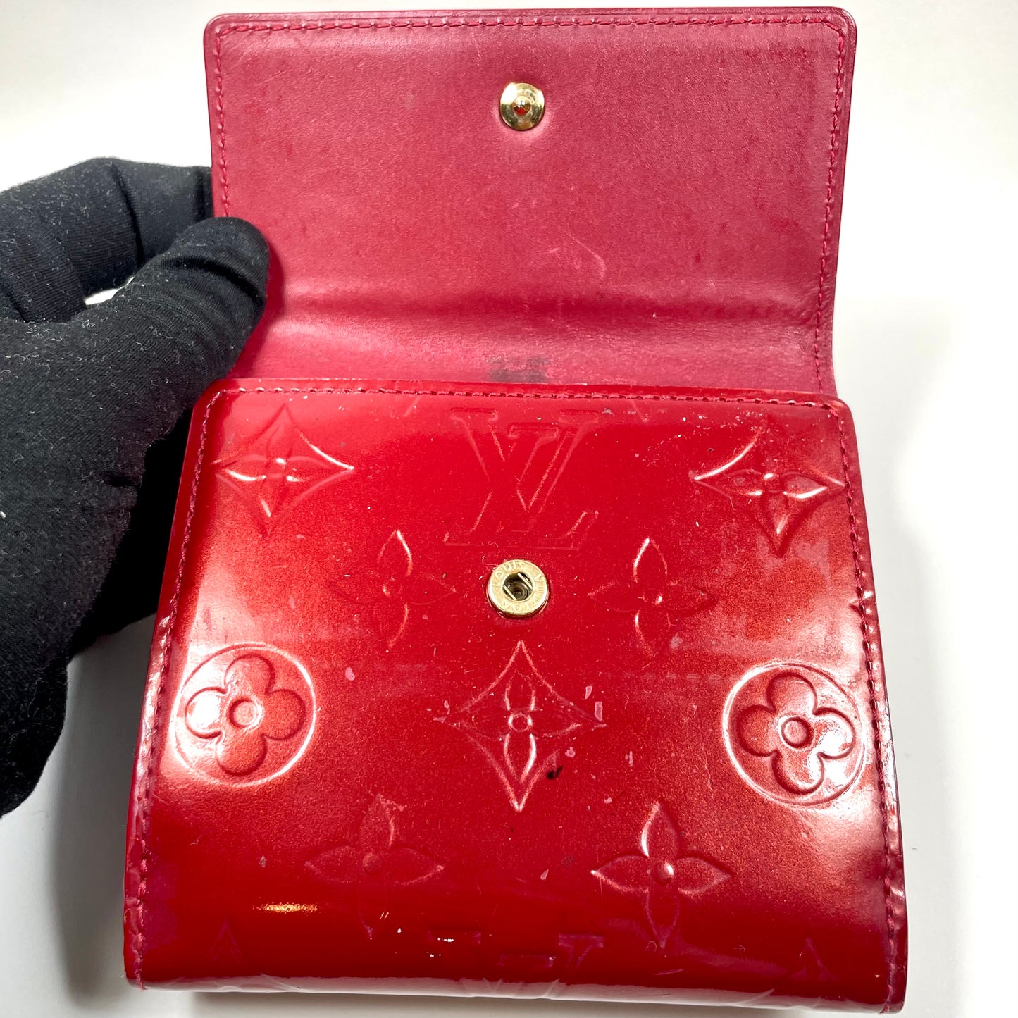 LOUIS VUITTON Red Monogram Vernis Leather Compact Wallet