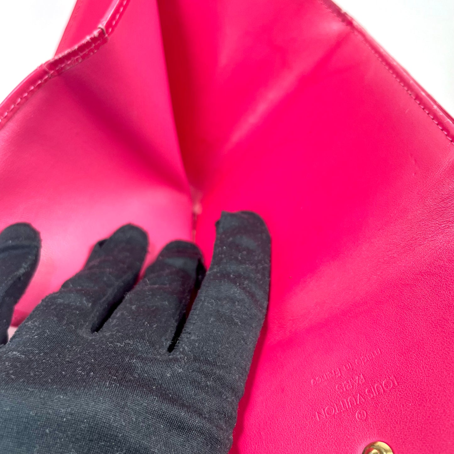 LOUIS VUITTON Hot Pink Monogram Vernis Leather Compact Wallet