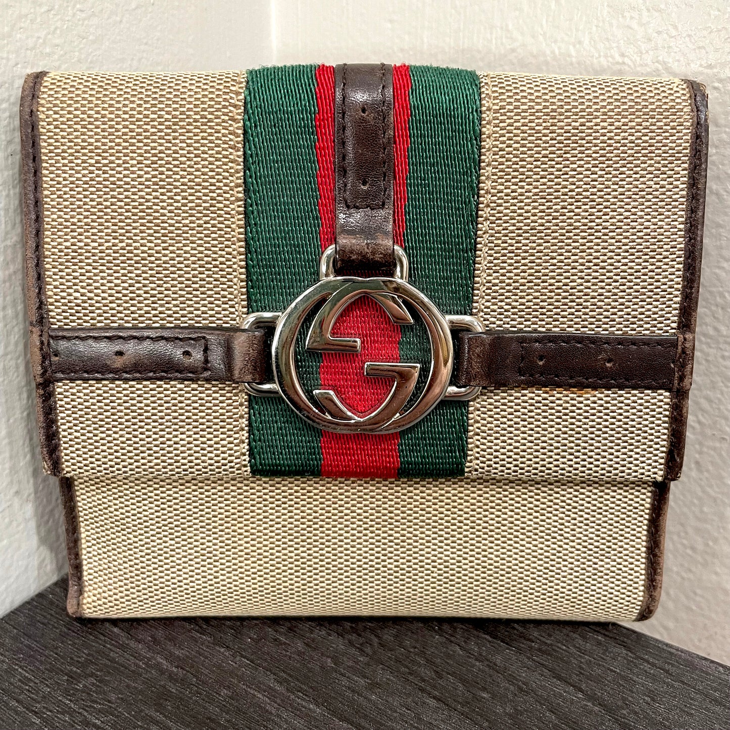 GUCCI GG Marmont Bi-fold Wallet