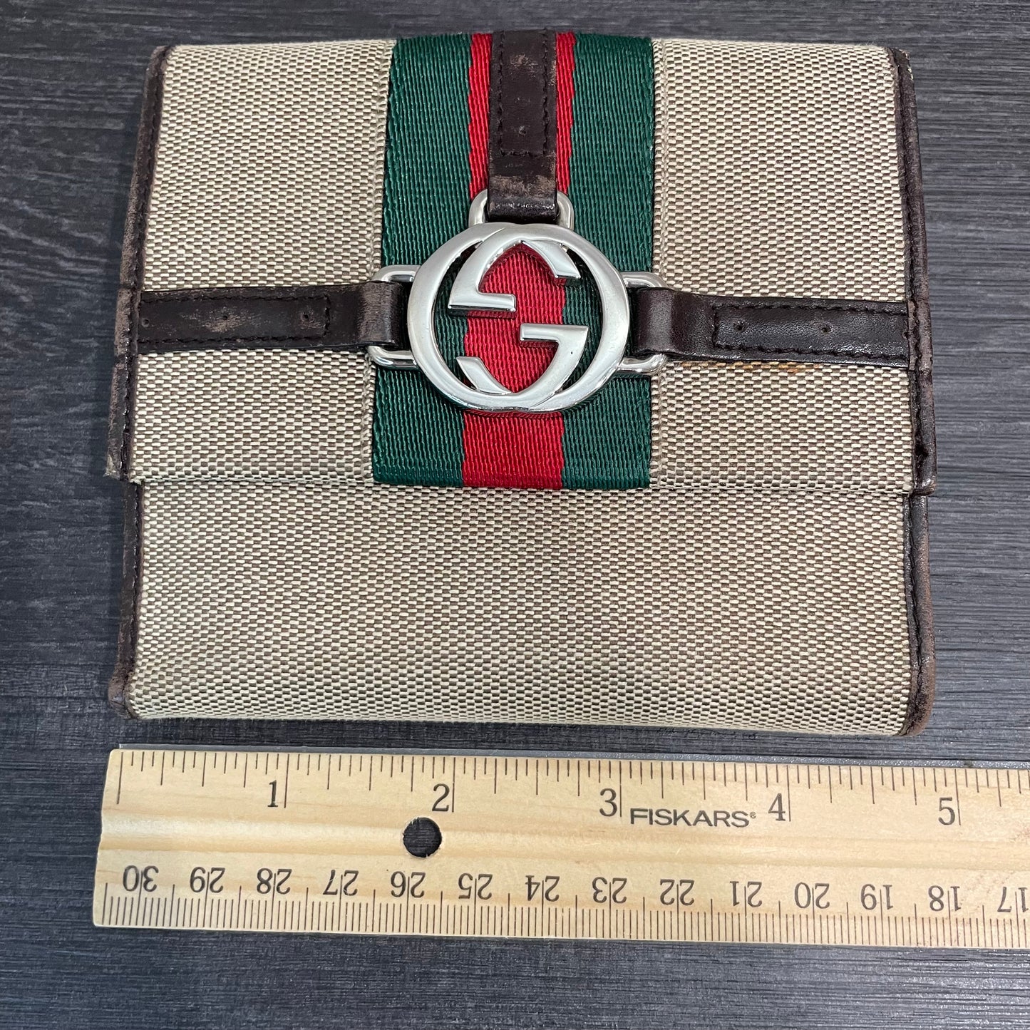 GUCCI GG Marmont Bi-fold Wallet
