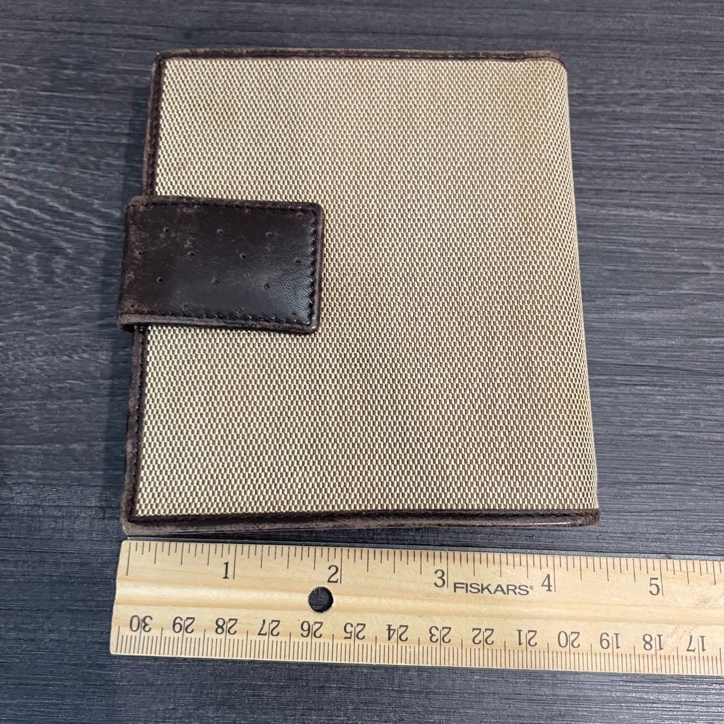 GUCCI GG Marmont Bi-fold Wallet