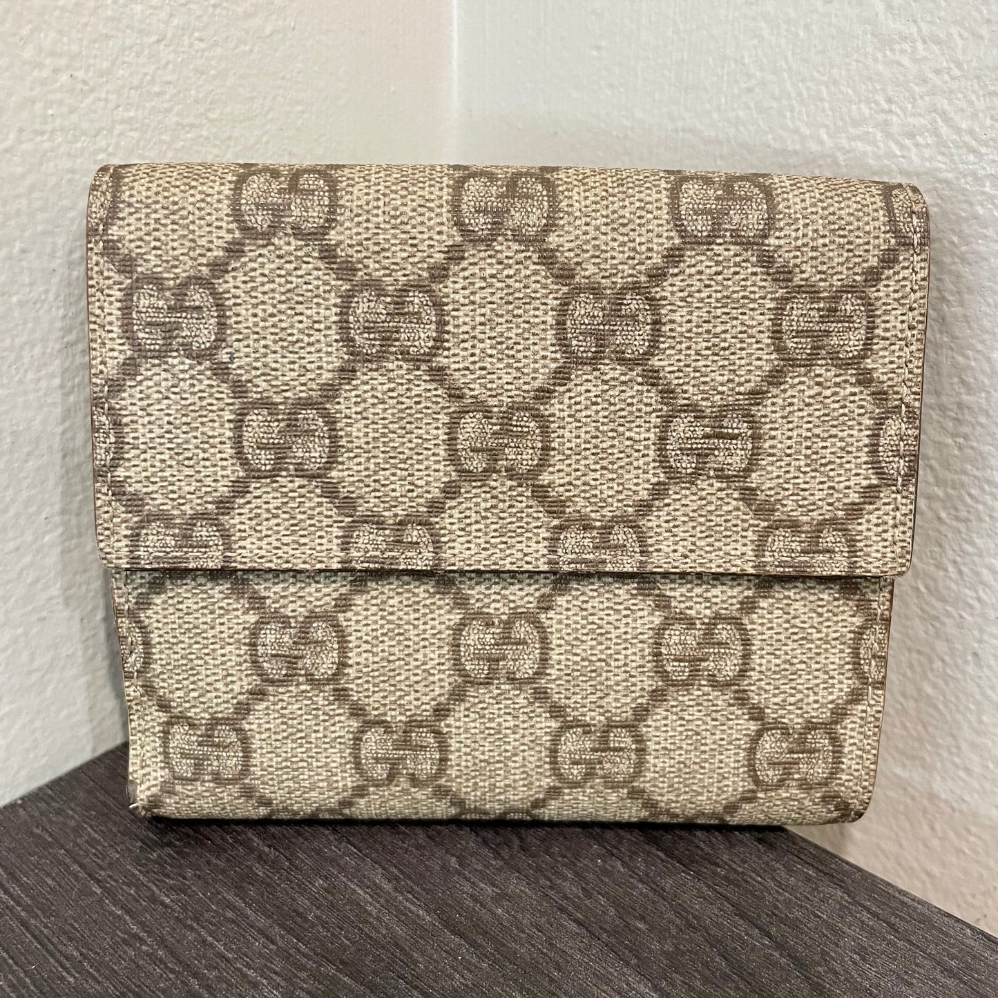 GUCCI GG Canvas Bi-fold Wallet