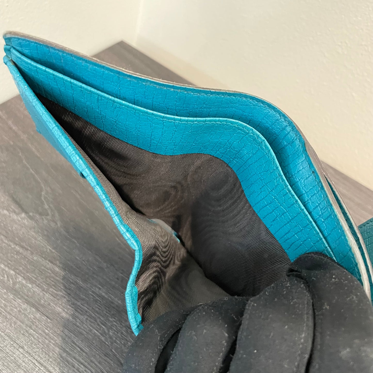 GUCCI GG Canvas Bi-fold Wallet