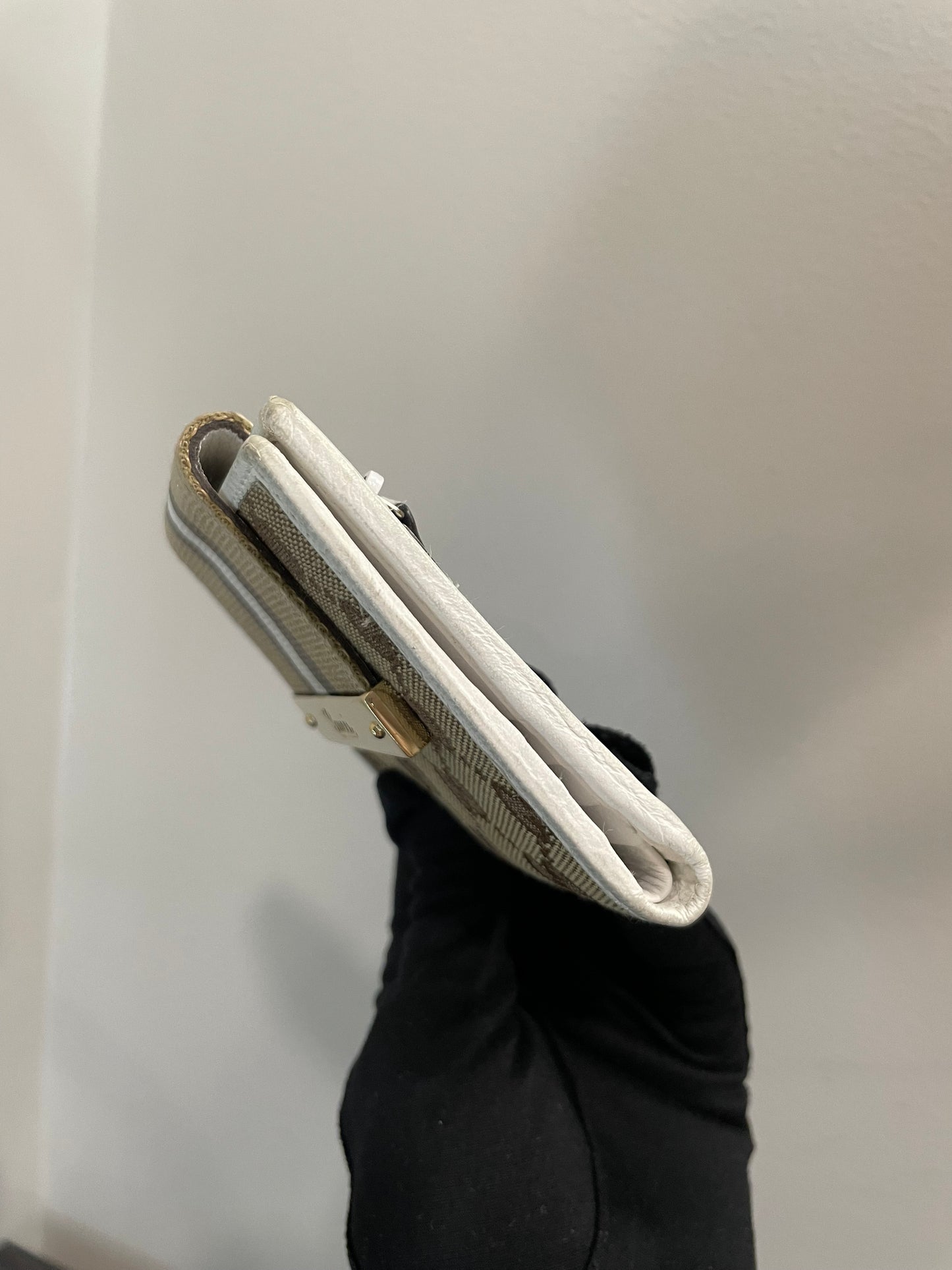 GUCCI GG Canvas Bi-fold Wallet