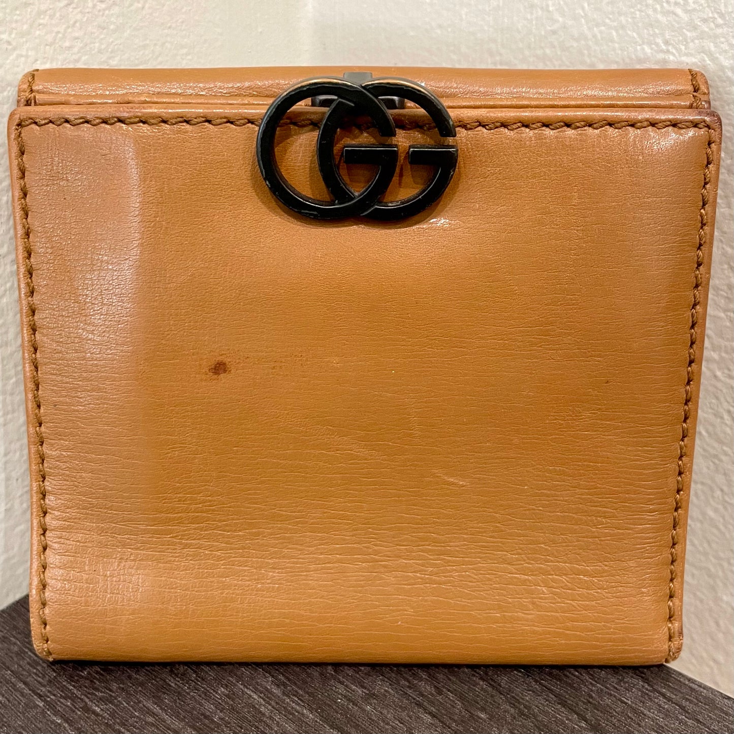 GUCCI GG Brown Leather Bi-fold Wallet