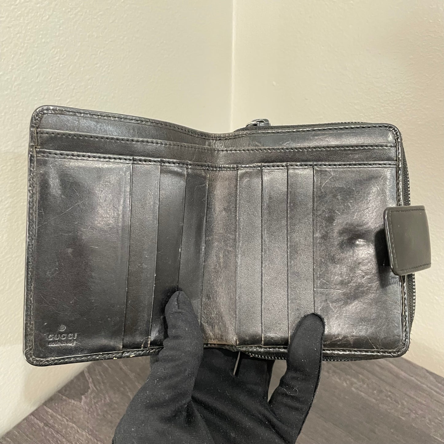 GUCCI GG Black Bi-fold Wallet