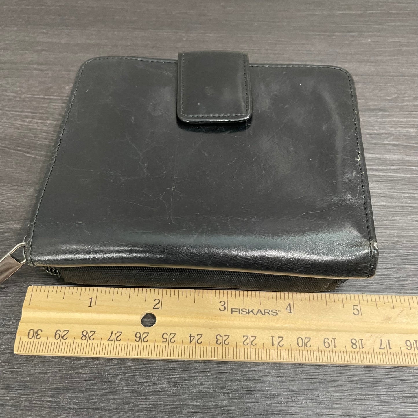 GUCCI GG Black Bi-fold Wallet