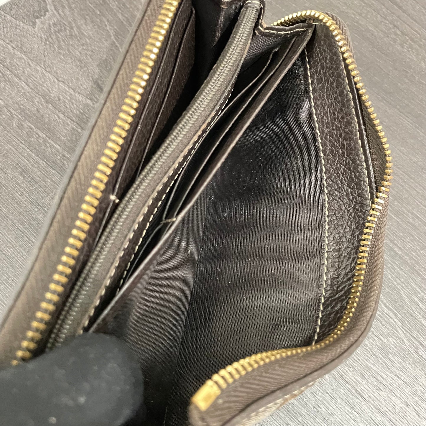 GUCCI GG Brown Shimmer Canvas Zippy Wallet