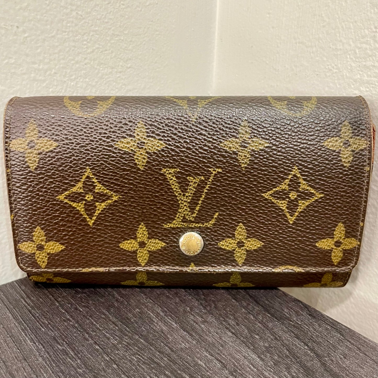LOUIS VUITTON Monogram Canvas Wallet