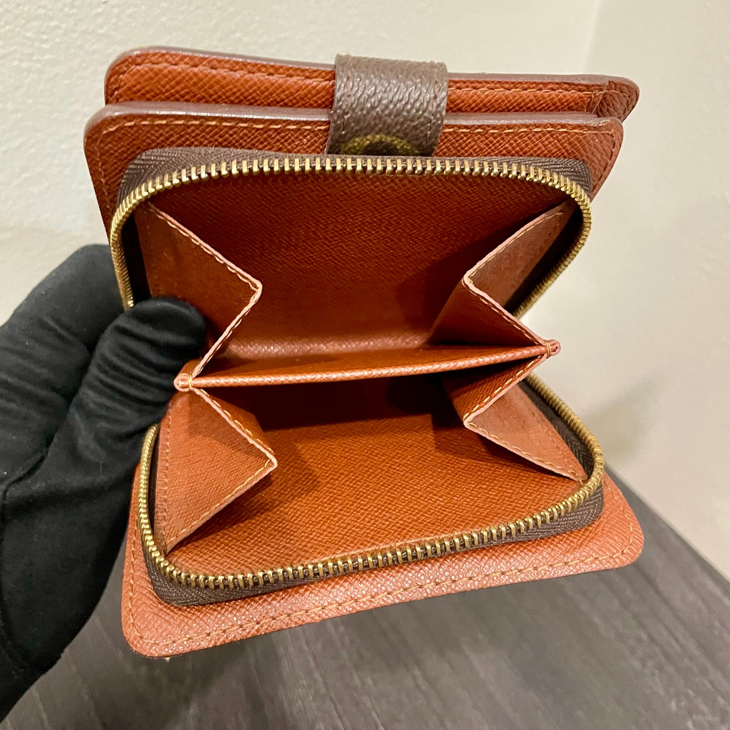 LOUIS VUITTON Monogram Canvas Wallet