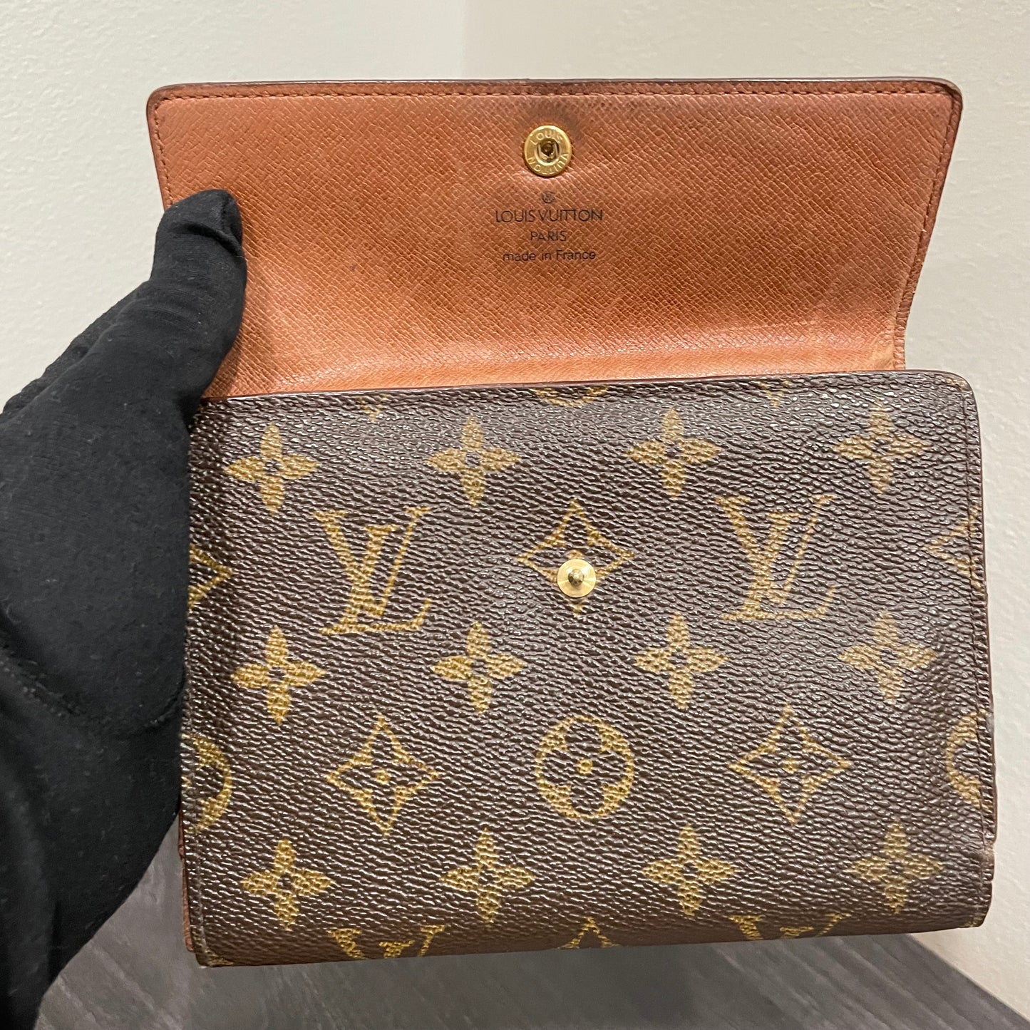 LOUIS VUITTON Monogram Canvas Wallet
