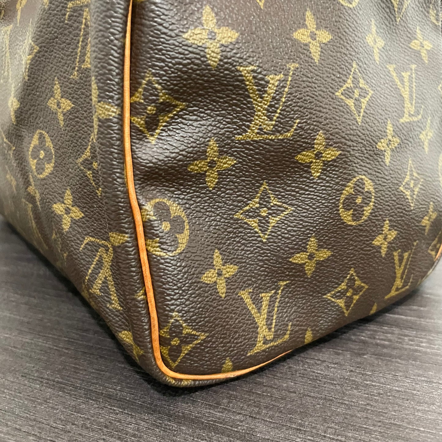 SOLD! Louis Vuitton Monogram Speedy 30