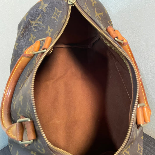 SOLD! Louis Vuitton Monogram Speedy 30