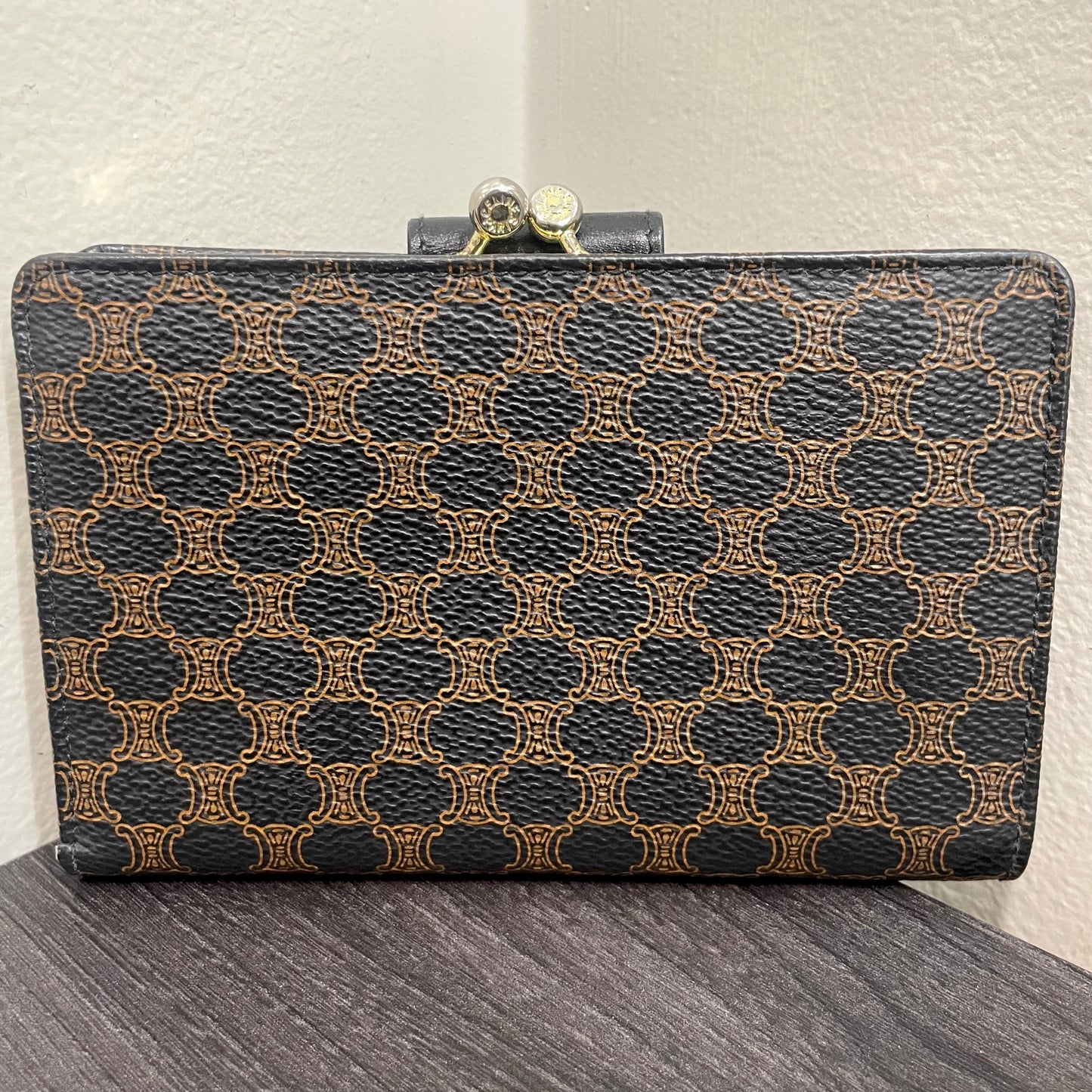CELINE Brown Leather Wallet with Kiss Clasp