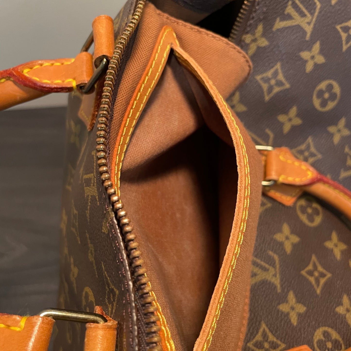 SOLD! Louis Vuitton Monogram Speedy 40