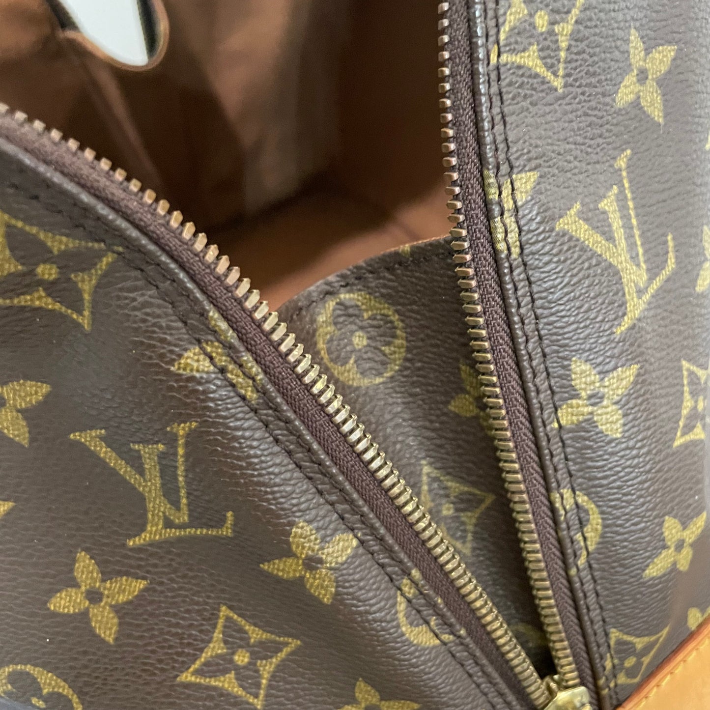 SOLD! Louis Vuitton Monogram Alma