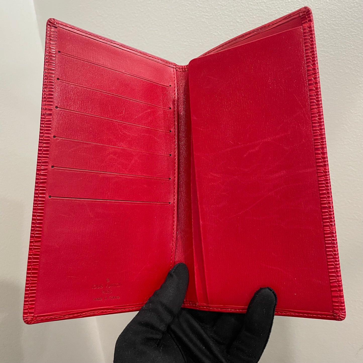 LOUIS VUITTON Red Epi Leather Long Bi-fold Wallet