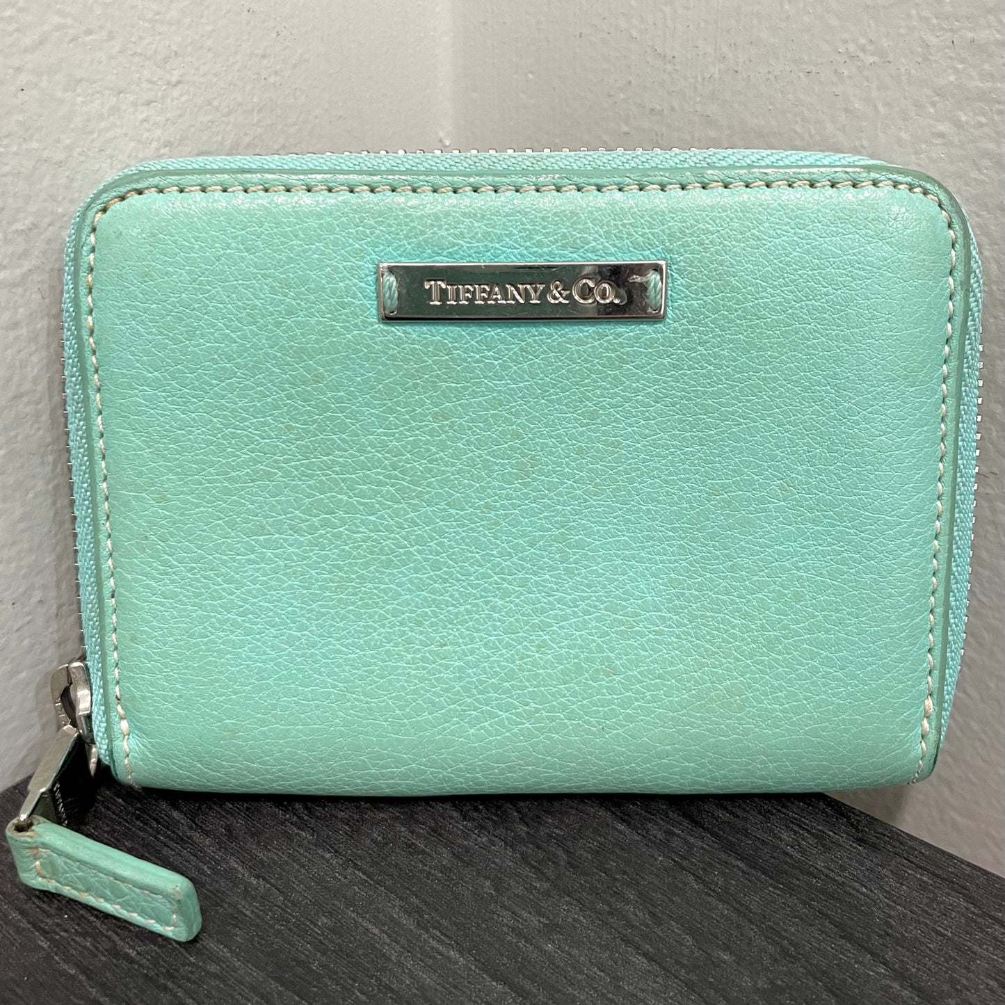 TIFFANY & Co. Blue Leather Mini Zippy Wallet