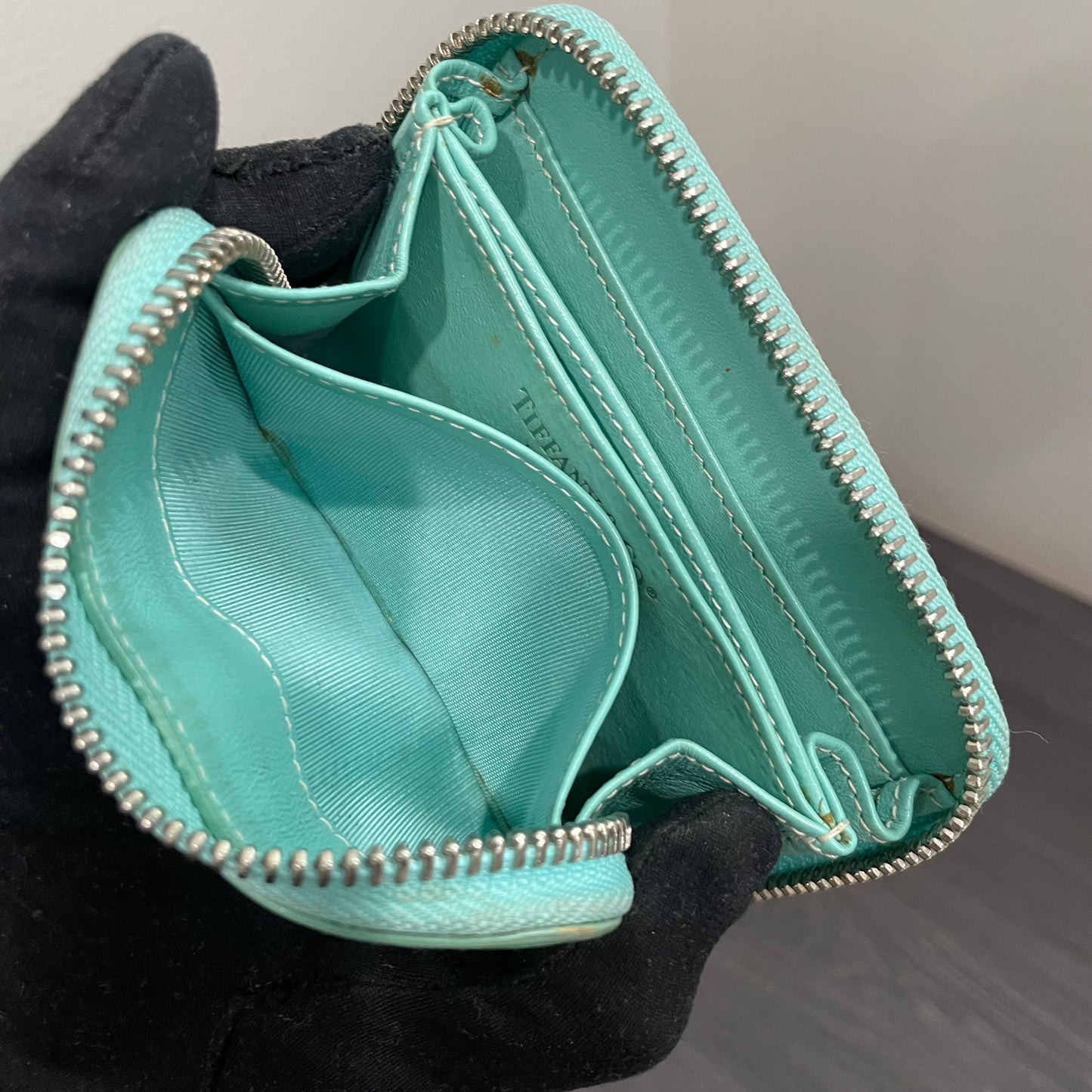 TIFFANY & Co. Blue Leather Mini Zippy Wallet