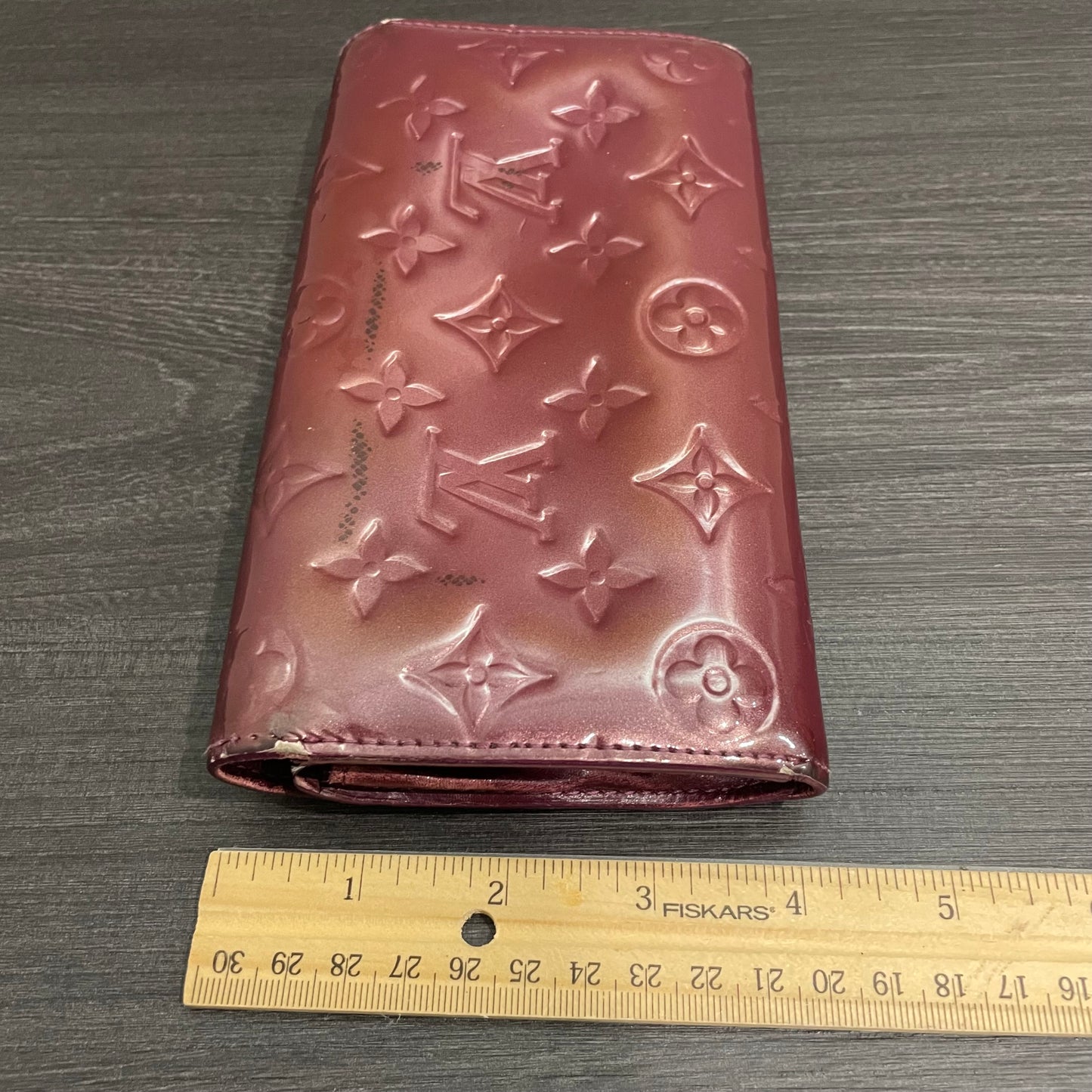LOUIS VUITTON Plum Vernis Leather Long Wallet