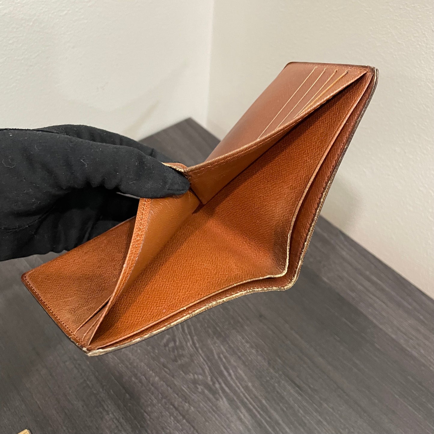LOUIS VUITTON Monogram Men's Wallet