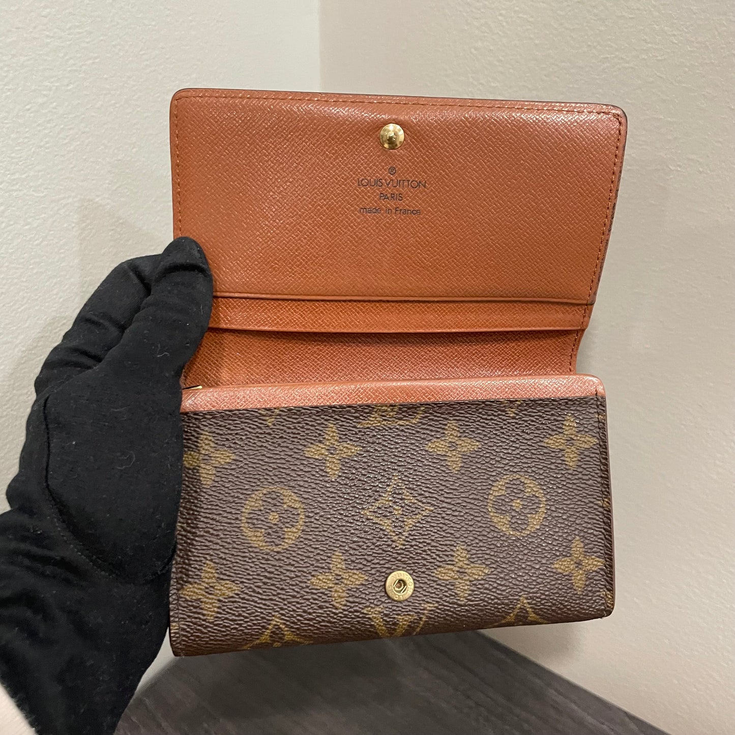 LOUIS VUITTON Monogram Compact Wallet