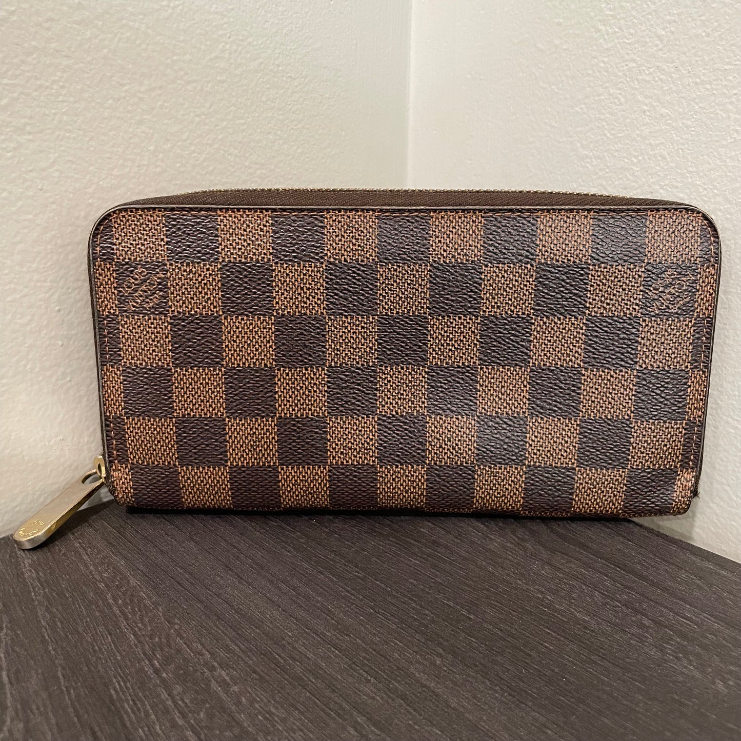 SOLD! Louis Vuitton Damier Ebene Zippy Wallet