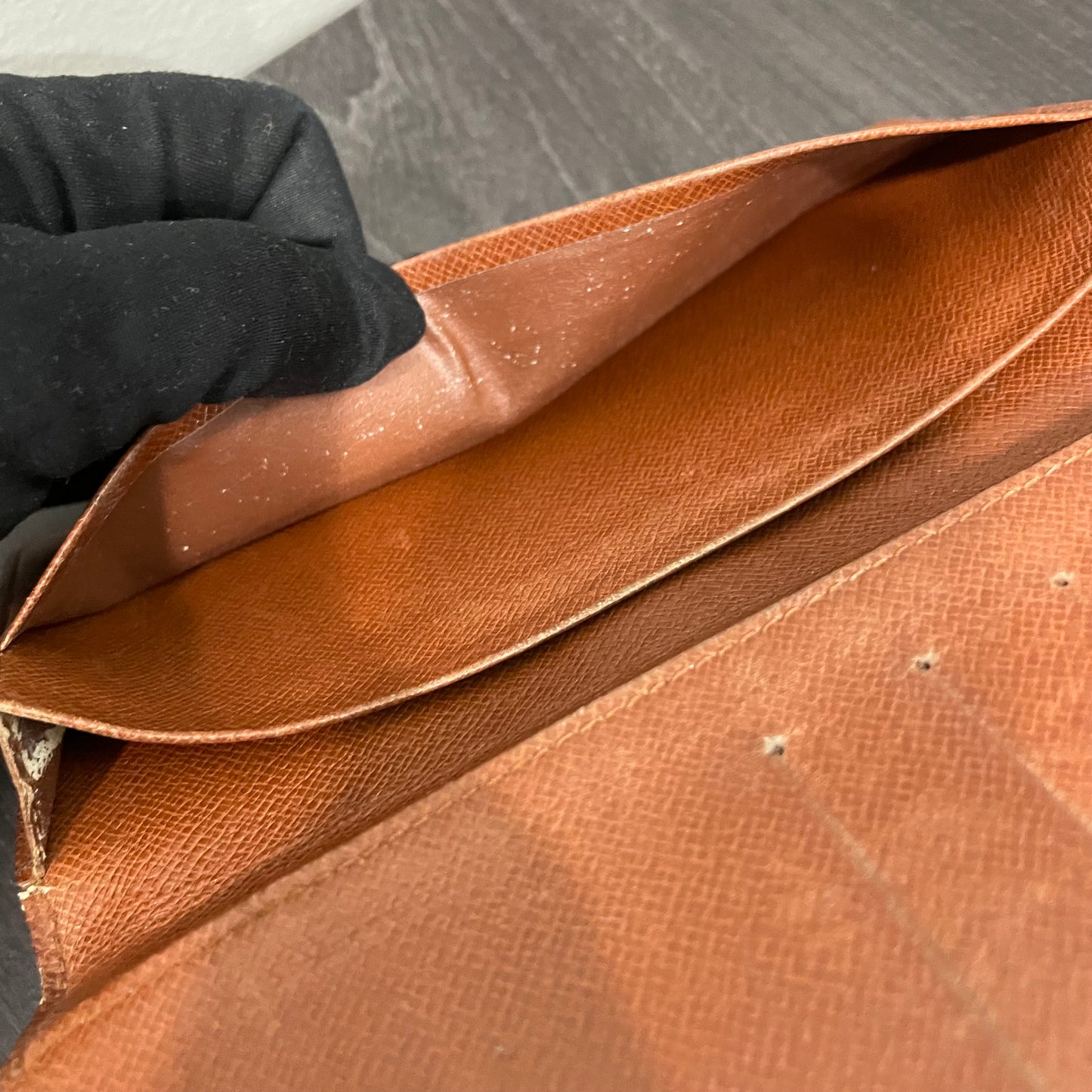 LOUIS VUITTON Monogram Long Bi-fold Wallet