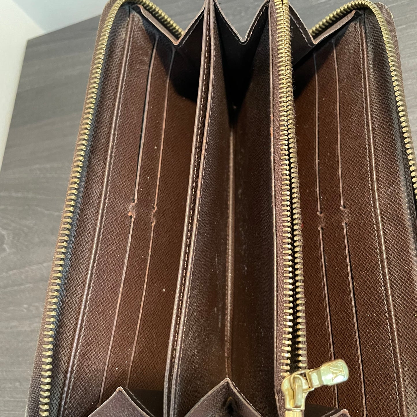 SOLD! Louis Vuitton Damier Ebene Zippy Wallet
