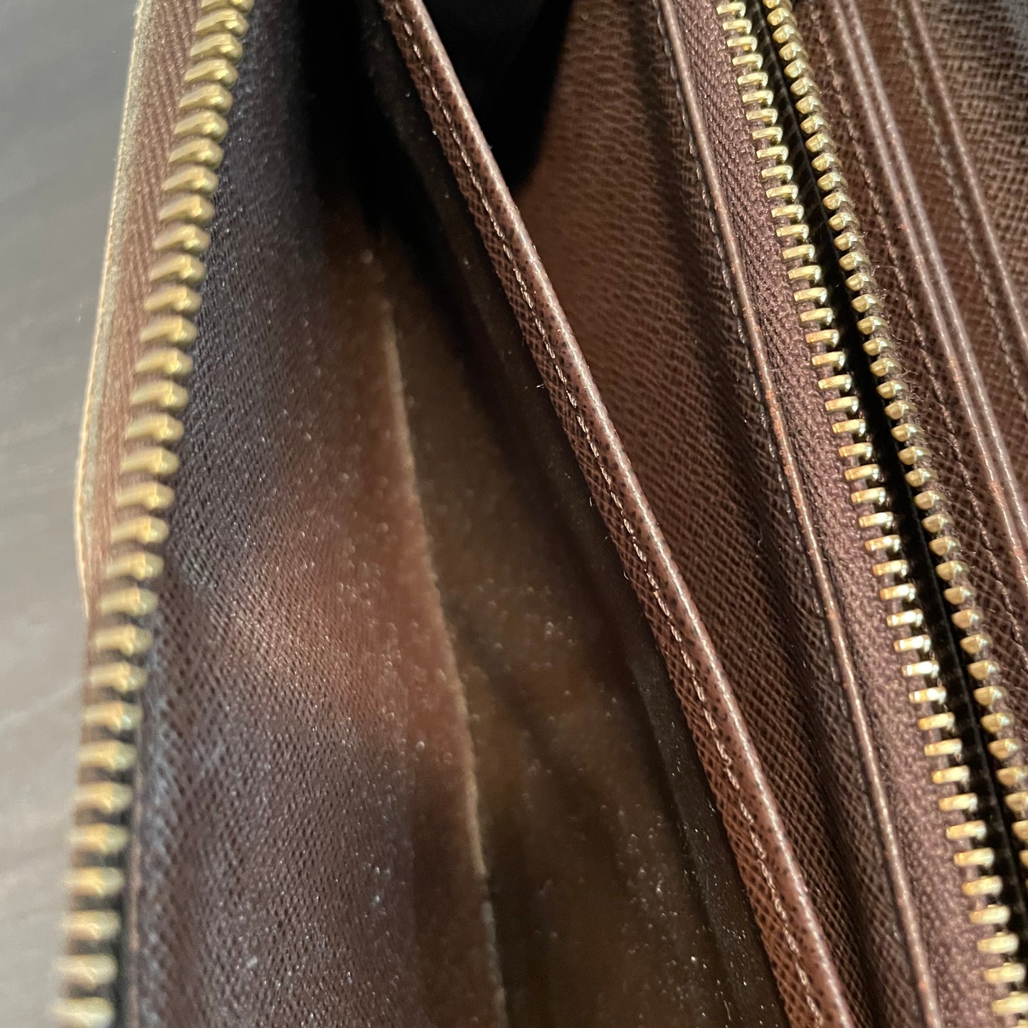 SOLD! Louis Vuitton Damier Ebene Zippy Wallet