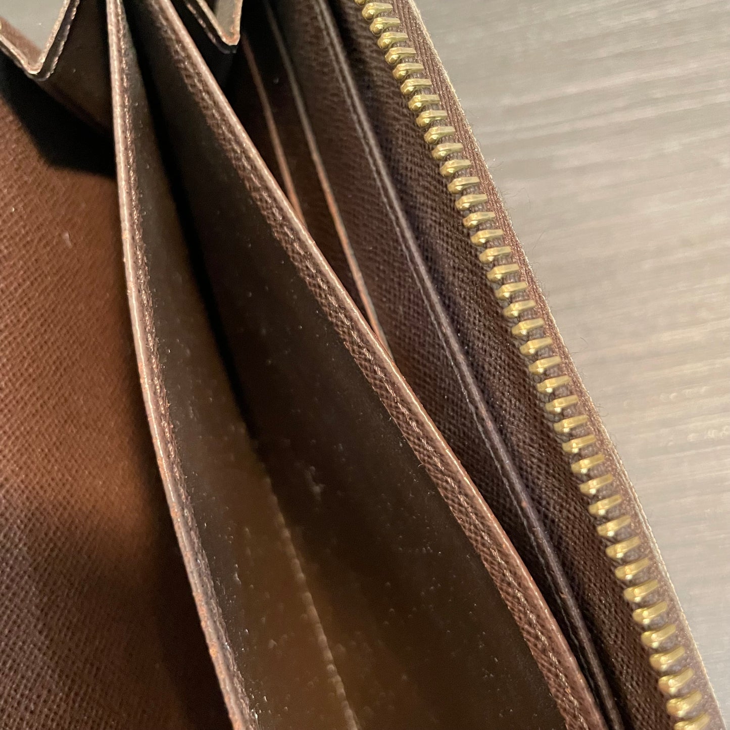 SOLD! Louis Vuitton Damier Ebene Zippy Wallet