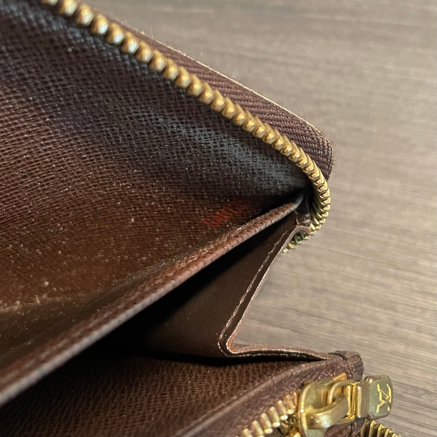 SOLD! Louis Vuitton Damier Ebene Zippy Wallet