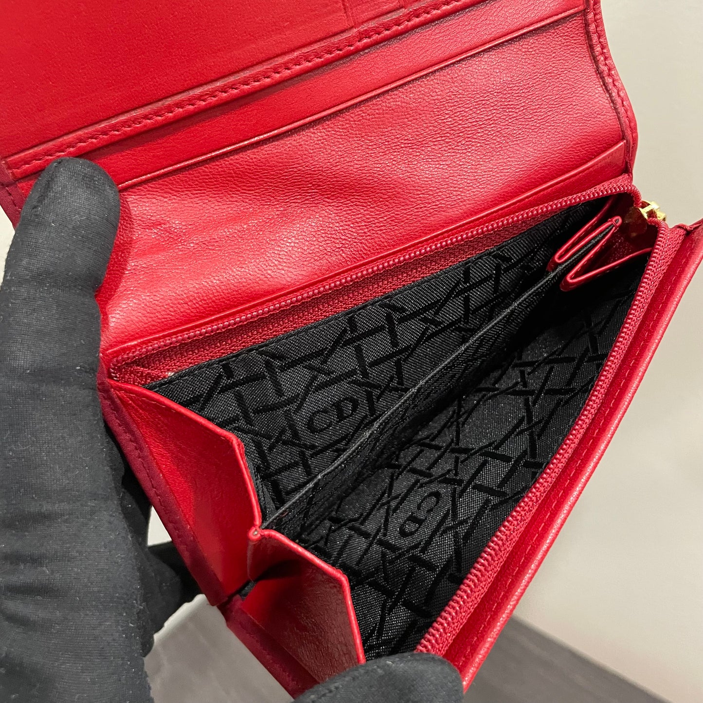 CHRISTIAN DIOR Red Quilted Wallet