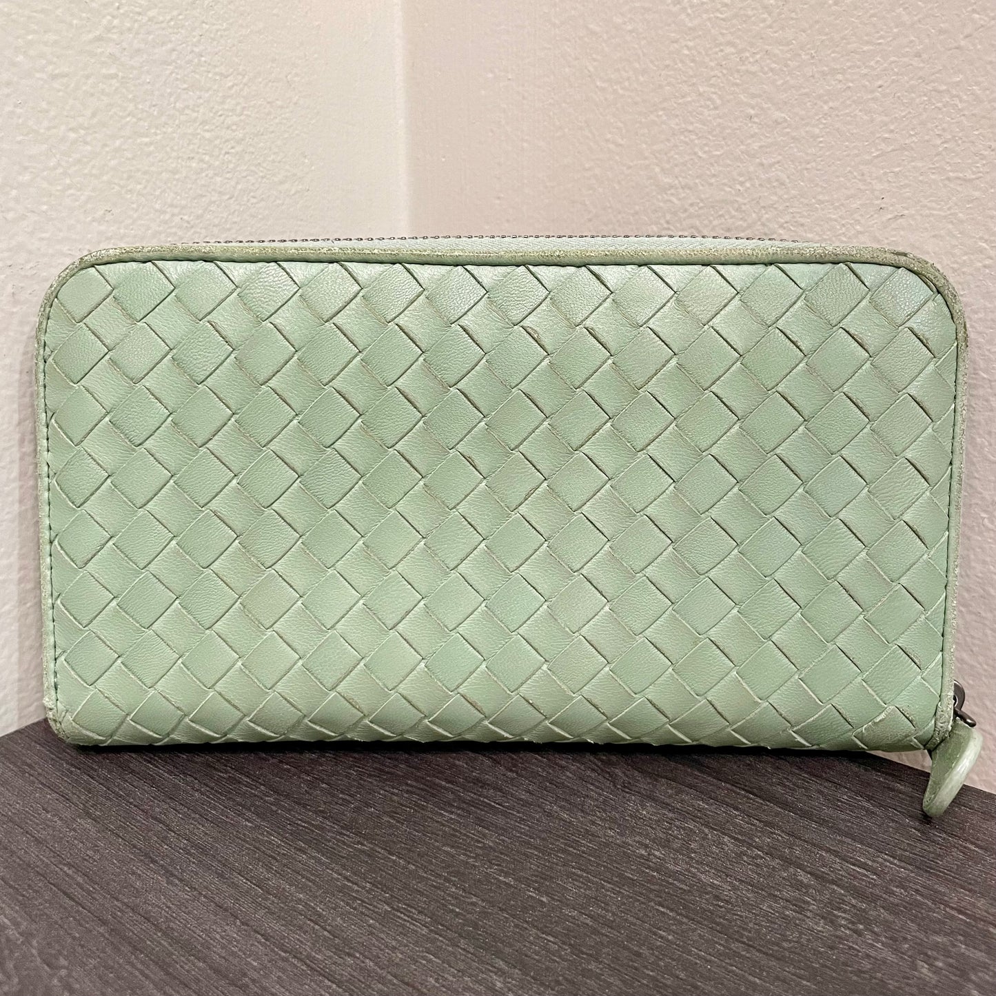 BOTTEGA VENETA Green Weave Leather Zippy Wallet