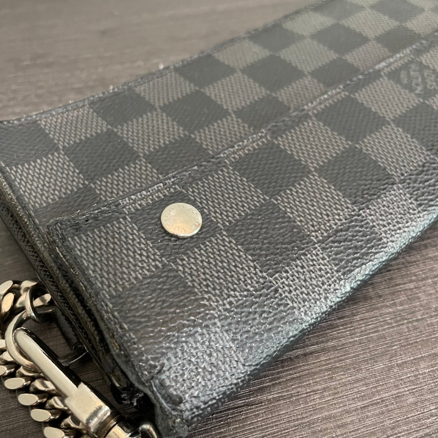 SOLD! Louis Vuitton Damier Graphite Wallet & Gucci Leather Wallet