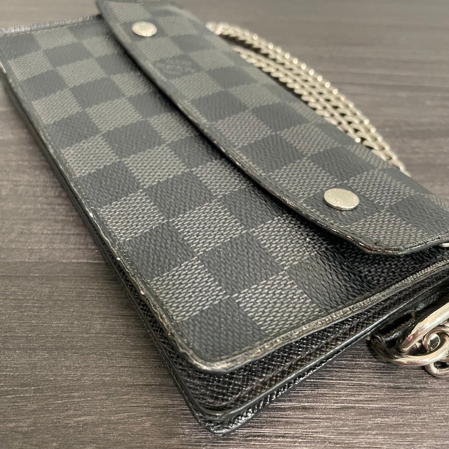 SOLD! Louis Vuitton Damier Graphite Wallet & Gucci Leather Wallet