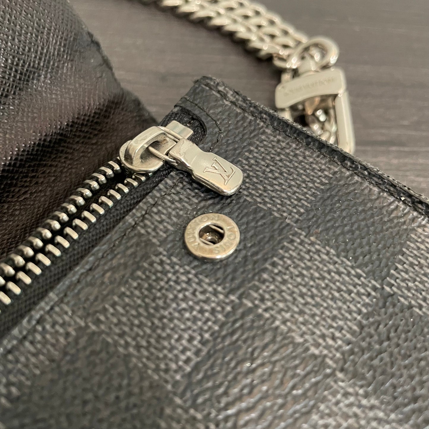 SOLD! Louis Vuitton Damier Graphite Wallet & Gucci Leather Wallet