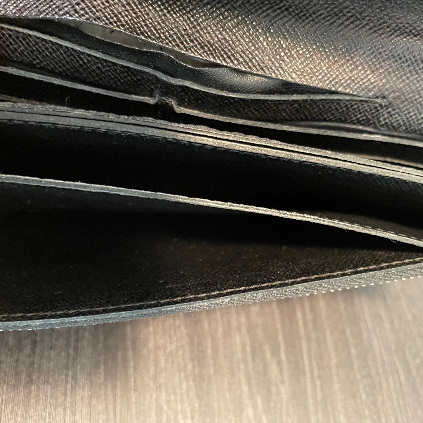 SOLD! Louis Vuitton Damier Graphite Wallet & Gucci Leather Wallet