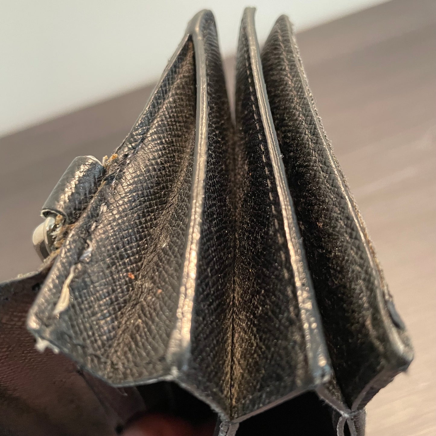 SOLD! Louis Vuitton Damier Graphite Wallet & Gucci Leather Wallet