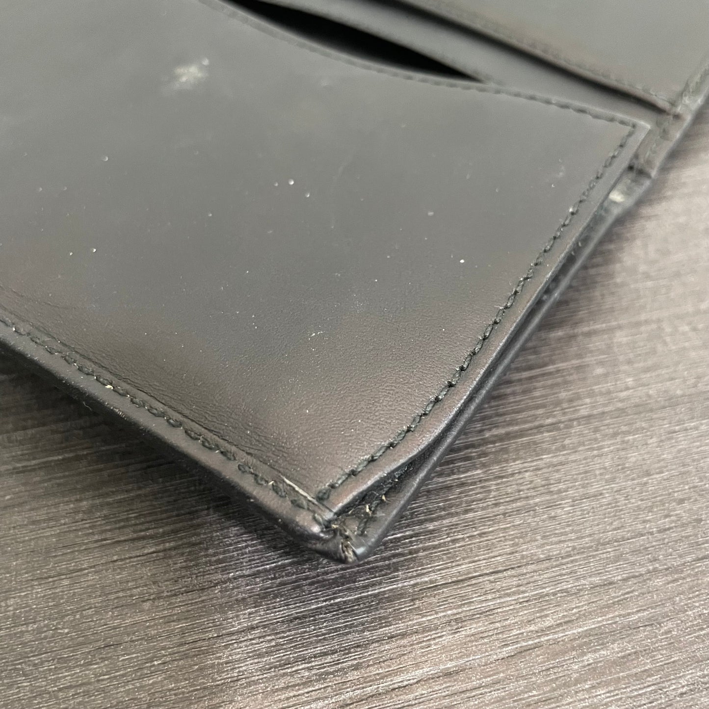 SOLD! Louis Vuitton Damier Graphite Wallet & Gucci Leather Wallet