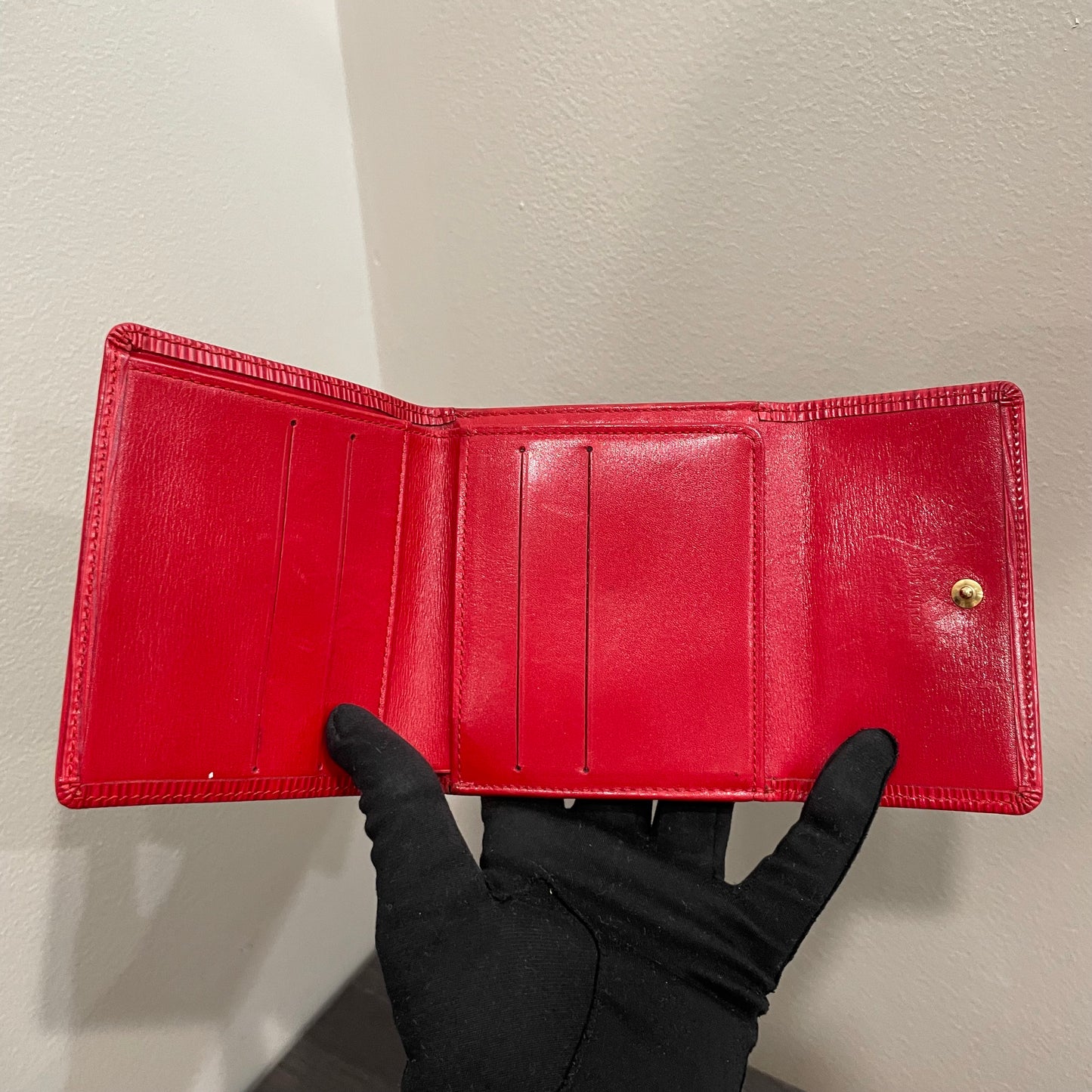 LOUIS VUITTON Red Epi Leather Compact Wallet