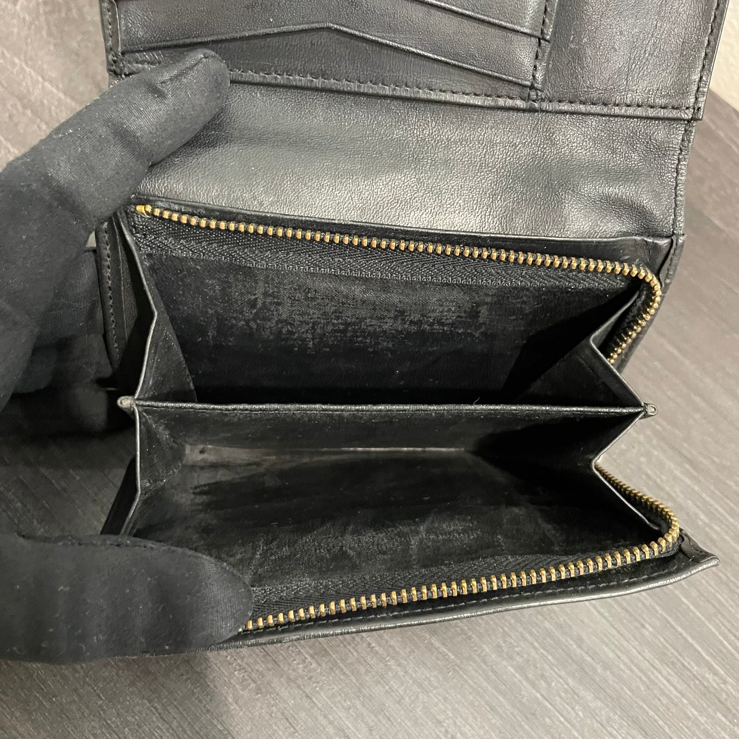 YVES SAINT LAURENT Black Leather Compact Wallet