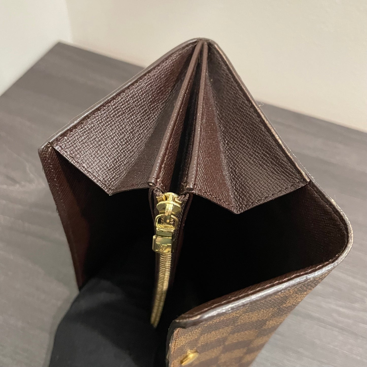 LOUIS VUITTON Damier Ebene Long Wallet